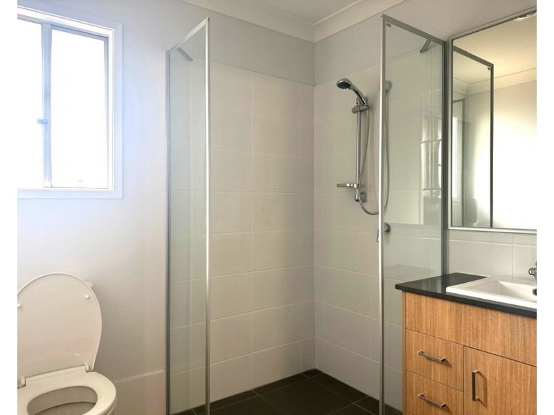 1 Amanda Place, Helidon QLD 4344