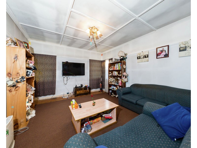 3 Derwak Street, Harristown QLD 4350