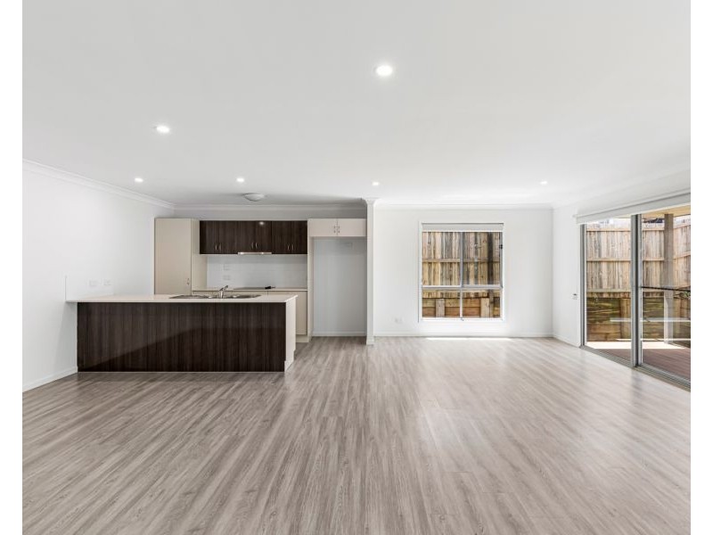 20 Wandsworth Street, Cranley QLD 4350