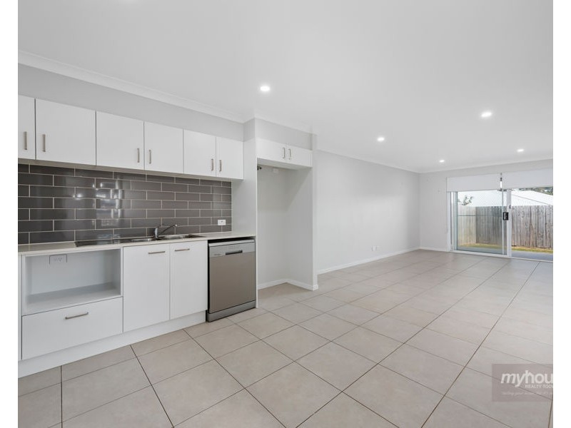 2/17 Wolff Street, Cotswold Hills QLD 4350