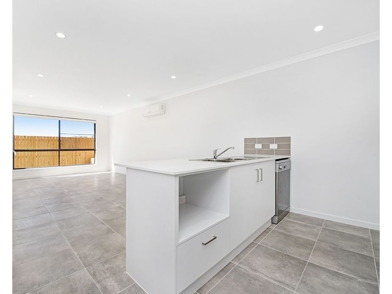 1/49 Shelby Street, Glenvale QLD 4350