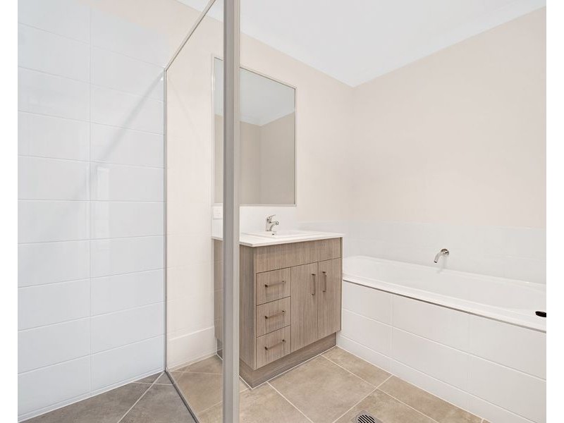 1/49 Shelby Street, Glenvale QLD 4350