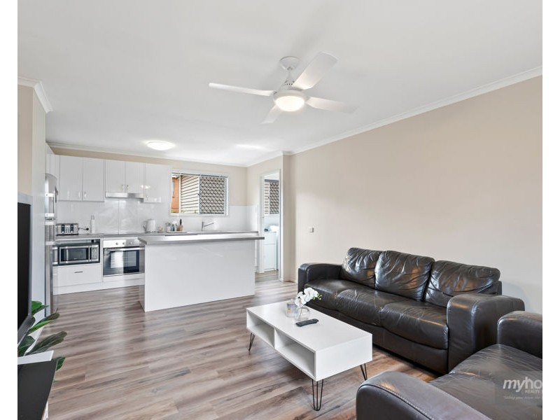 2/103D Curzon, East Toowoomba QLD 4350