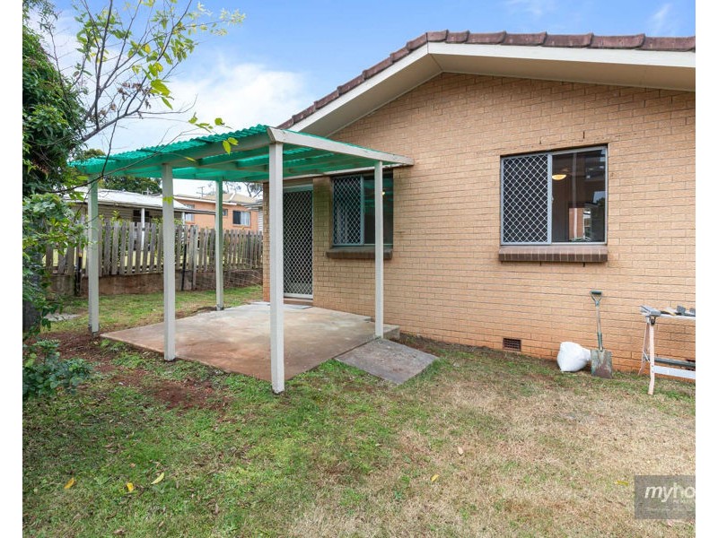 2/103D Curzon, East Toowoomba QLD 4350