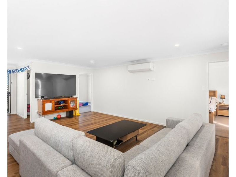 8 Staunton  Court, Drayton QLD 4350