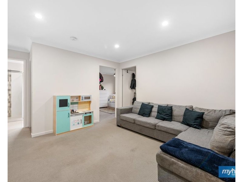 21 Sanctuary Drive, Cranley QLD 4350