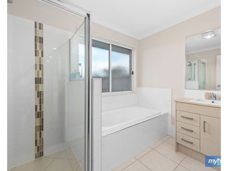 21 Sanctuary Drive, Cranley QLD 4350