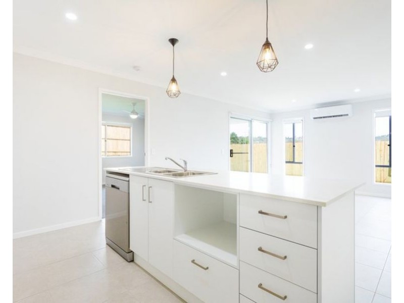 3b Kaytons Street, Drayton QLD 4350