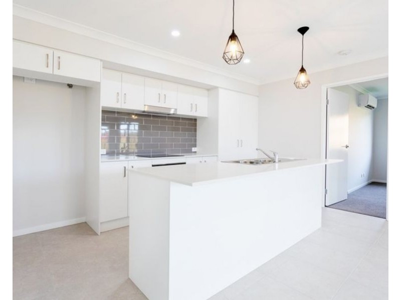 3b Kaytons Street, Drayton QLD 4350