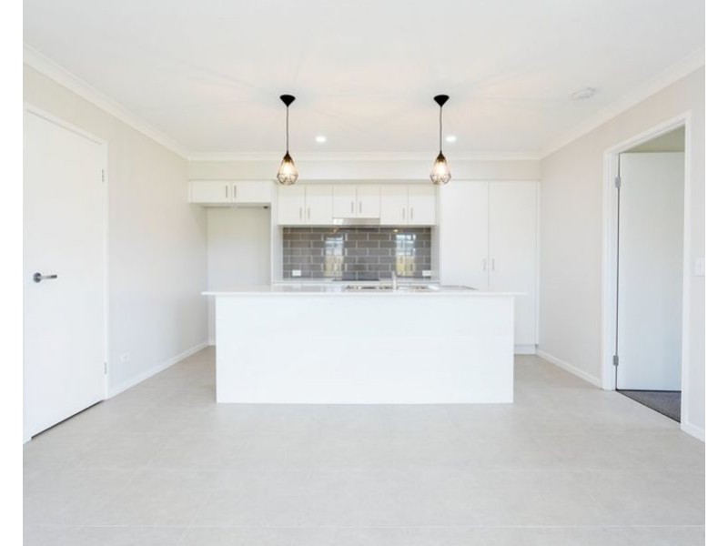 3b Kaytons Street, Drayton QLD 4350