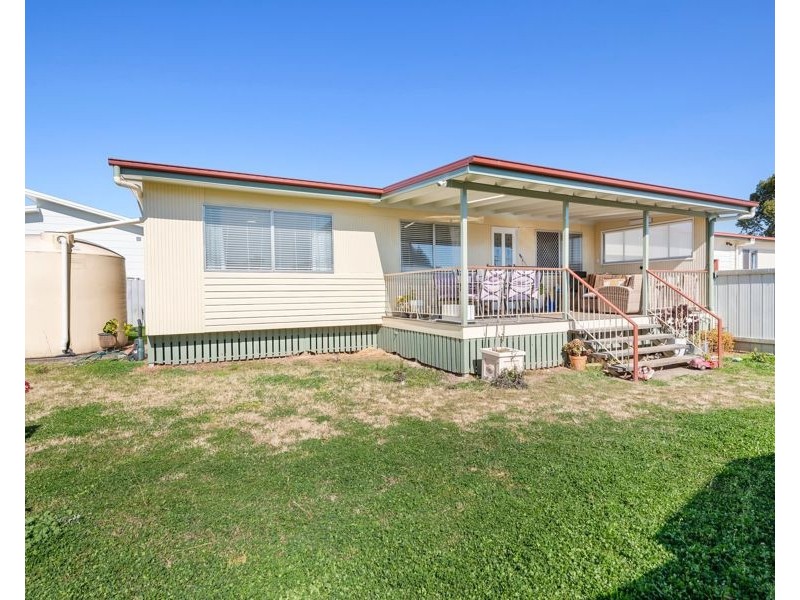 2/15 Donald Street, Cambooya QLD 4358