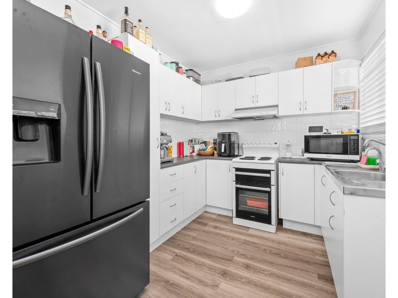 2/15 Donald Street, Cambooya QLD 4358