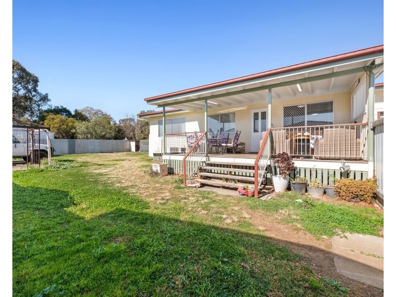 2/15 Donald Street, Cambooya QLD 4358