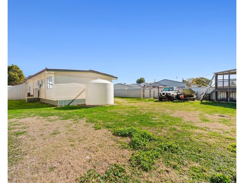 2/15 Donald Street, Cambooya QLD 4358