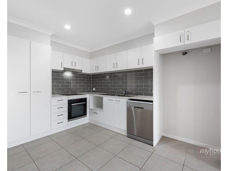 1/17 Wolff Street, Cotswold Hills QLD 4350