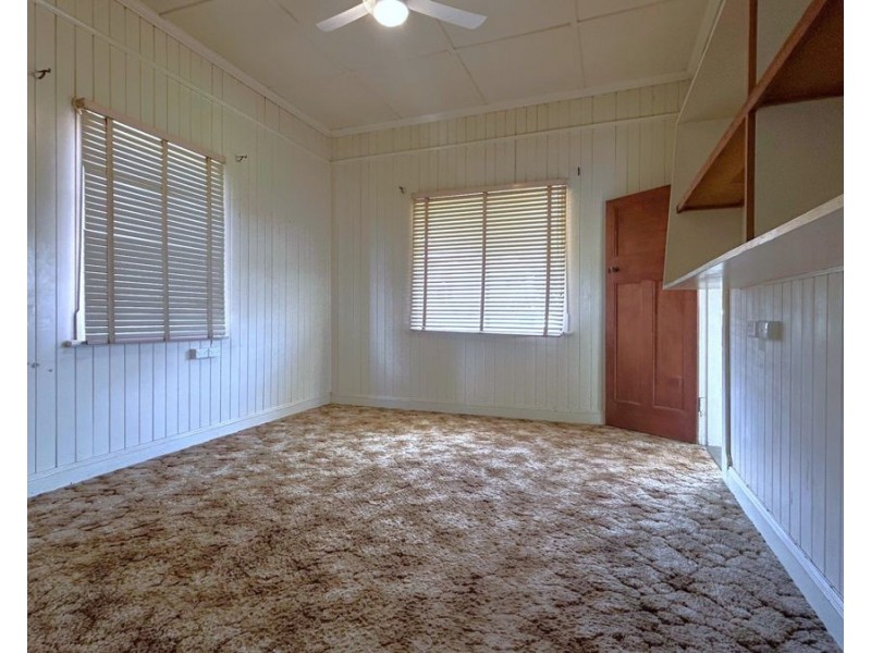 8 Wilmot Street, South Toowoomba QLD 4350
