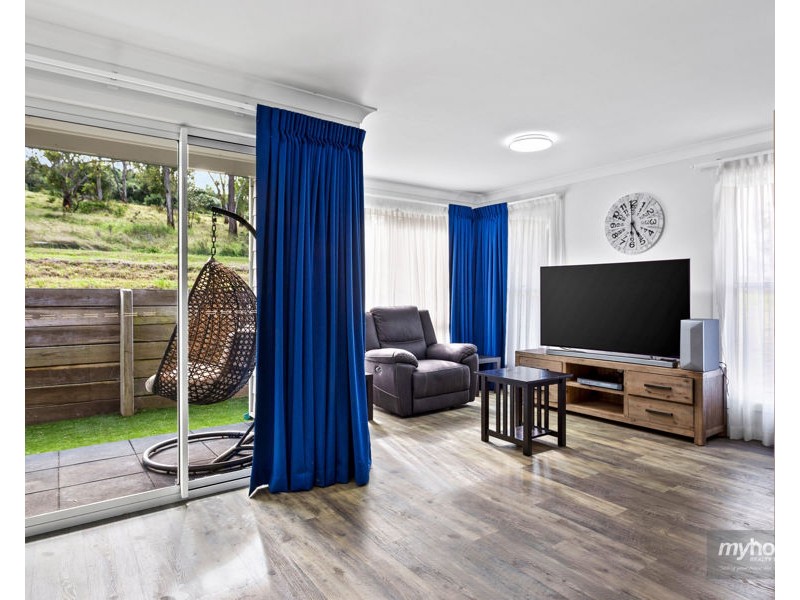 27 Alistair Street, Glenvale QLD 4350