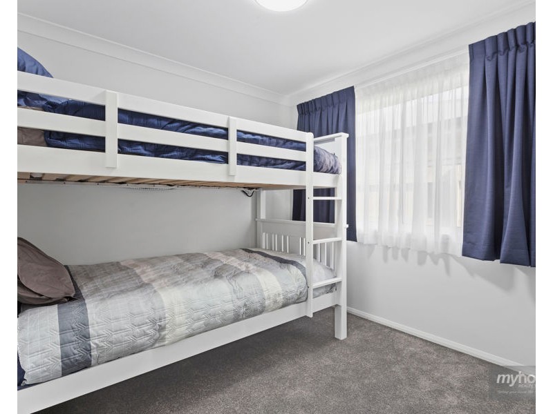 27 Alistair Street, Glenvale QLD 4350