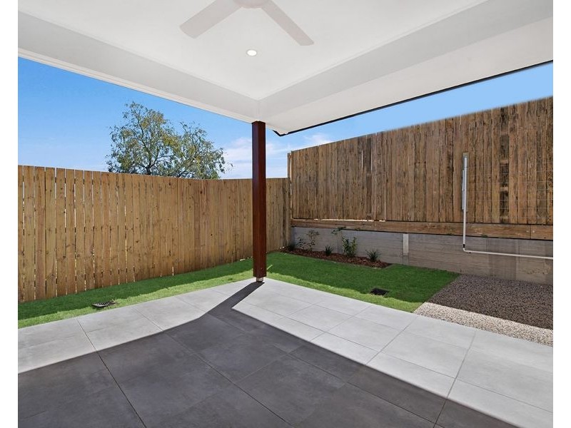 2/49 Shelby Street, Glenvale QLD 4350