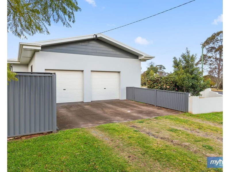 11 Gipps Street, Drayton QLD 4350