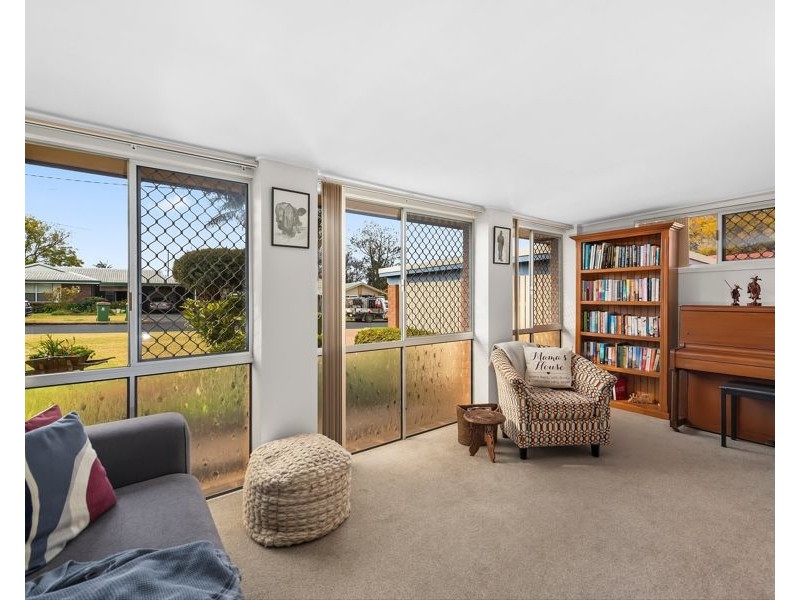 8 Trousdell Court, Rockville QLD 4350