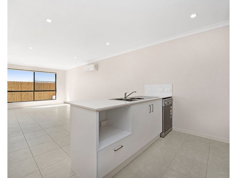 1/51 Shelby Street, Glenvale QLD 4350