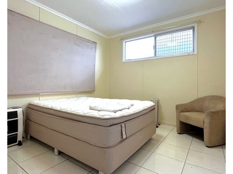 Room 3/130 Ruthven Street, Harlaxton QLD 4350