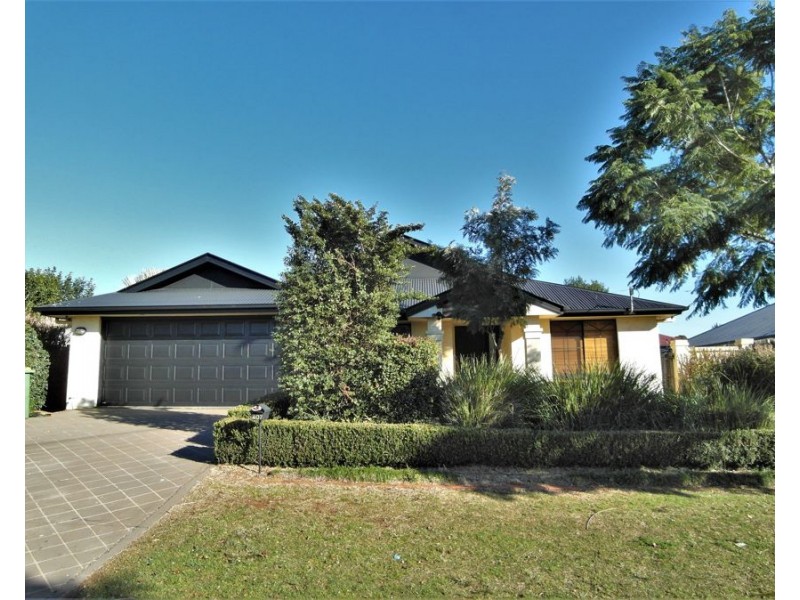 407 West Street, Darling Heights QLD 4350