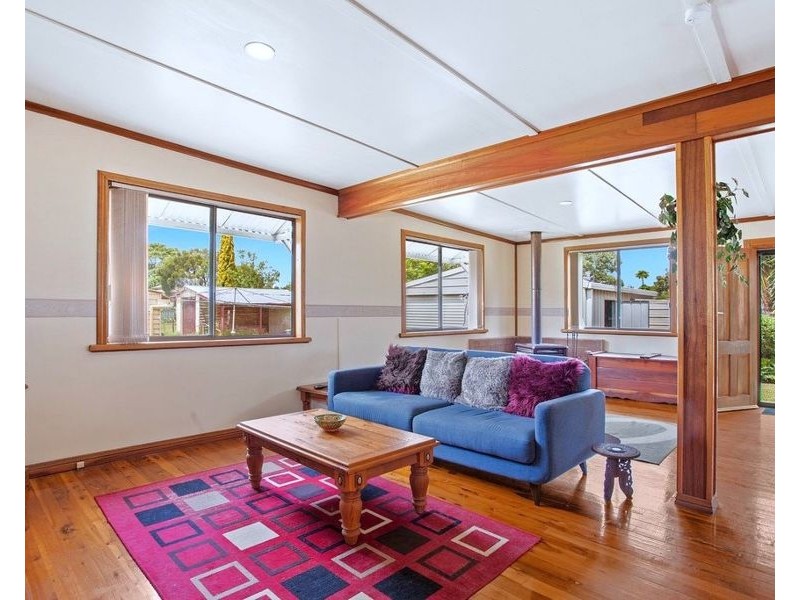 11 Edmund Street, Newtown QLD 4350