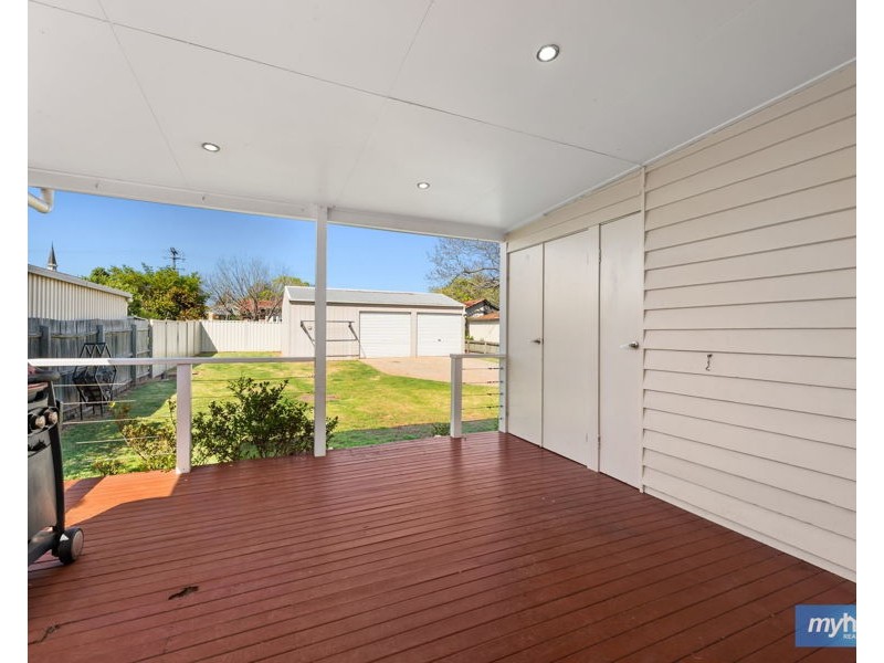 24 Henderson Street, Newtown QLD 4350