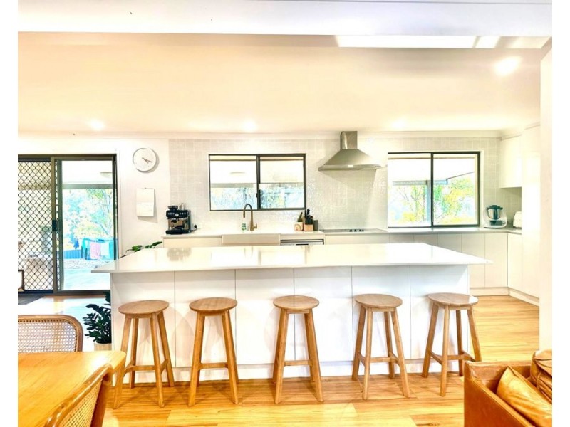 26 Gordon Crescent, Withcott QLD 4352