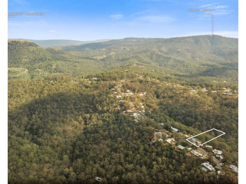 26 Gordon Crescent, Withcott QLD 4352