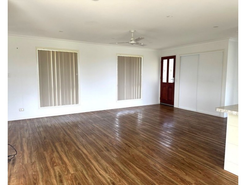 1 Abif Street, Cotswold Hills QLD 4350