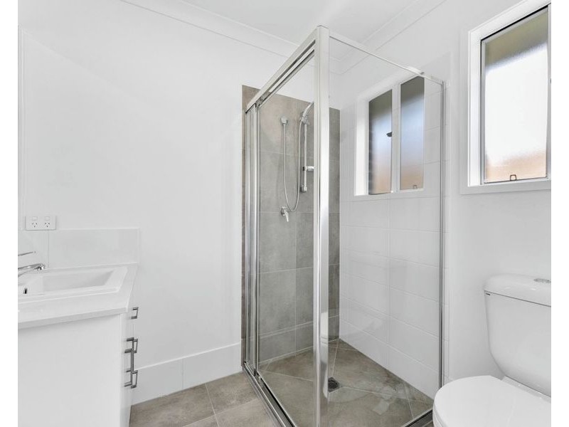 2/18 Ena Street, Cotswold Hills QLD 4350