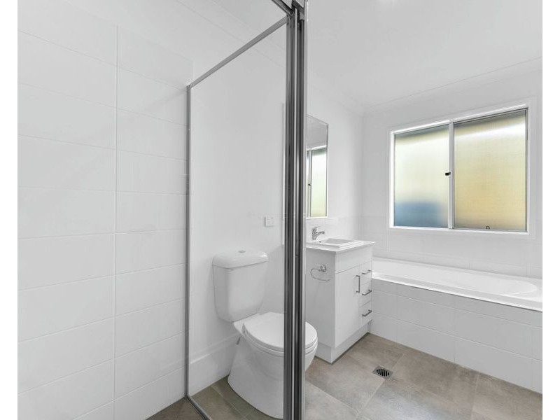 2/18 Ena Street, Cotswold Hills QLD 4350