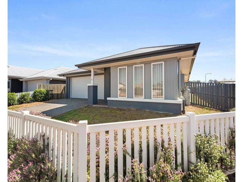 1 Rigby Avenue, Highfields QLD 4352