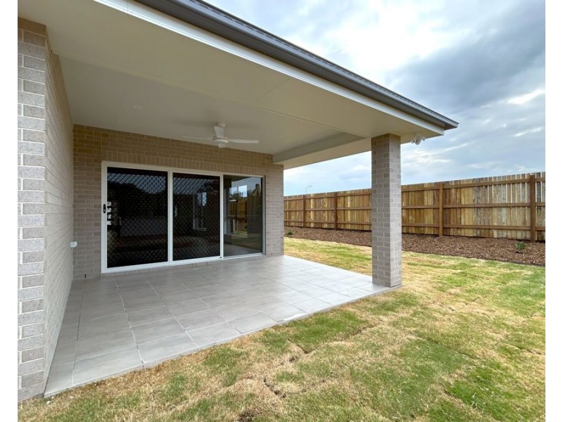24 Jacana Street, Glenvale QLD 4350