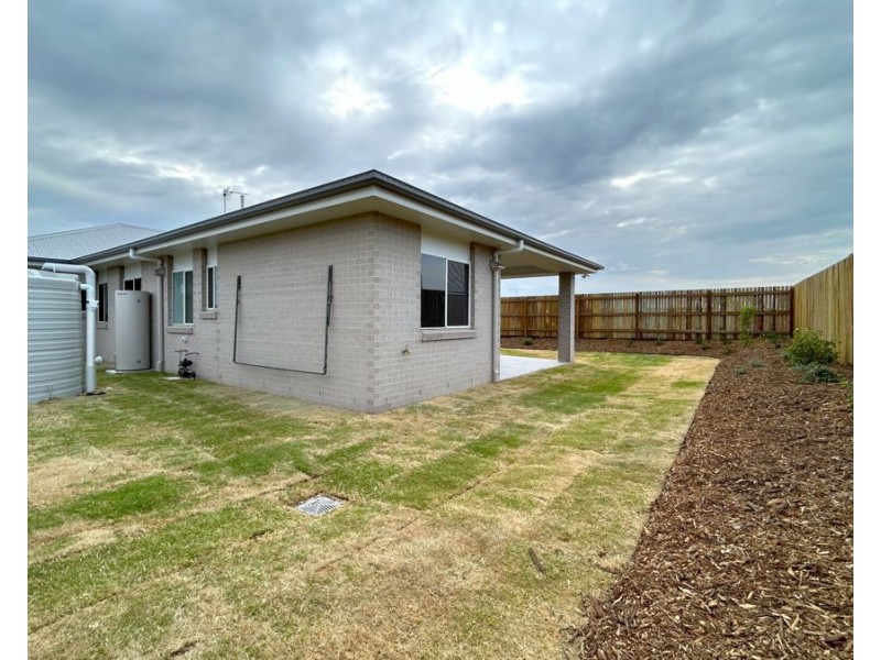 24 Jacana Street, Glenvale QLD 4350