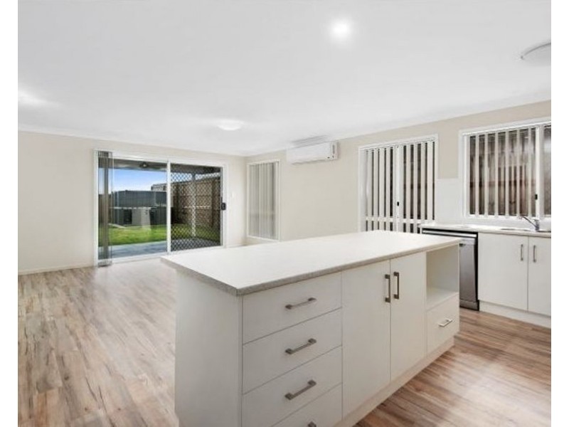 7 Serengetti Street, Harristown QLD 4350