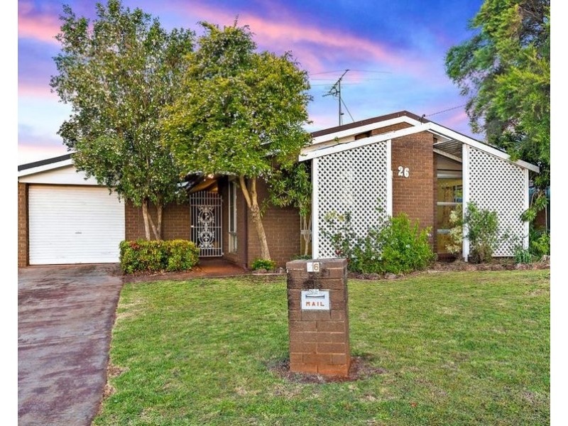 26 Arabian Street, Harristown QLD 4350