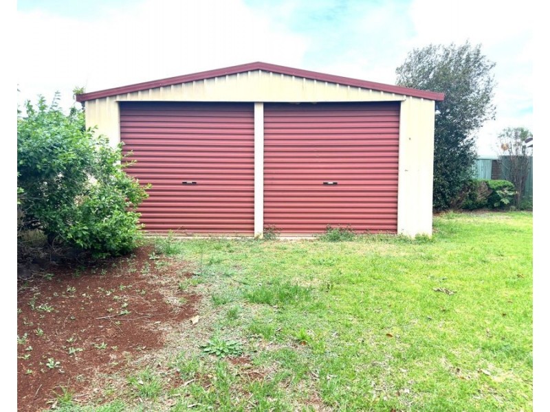 26 Arabian Street, Harristown QLD 4350