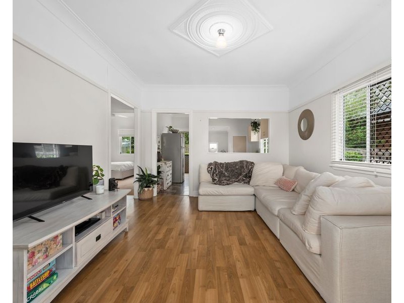 28 Llewellyn Street, Centenary Heights QLD 4350
