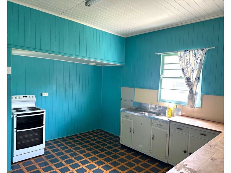 15 albert lane, Newtown QLD 4350