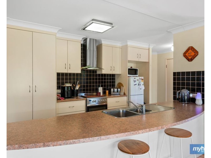 19 Macrossan Street, Cranley QLD 4350
