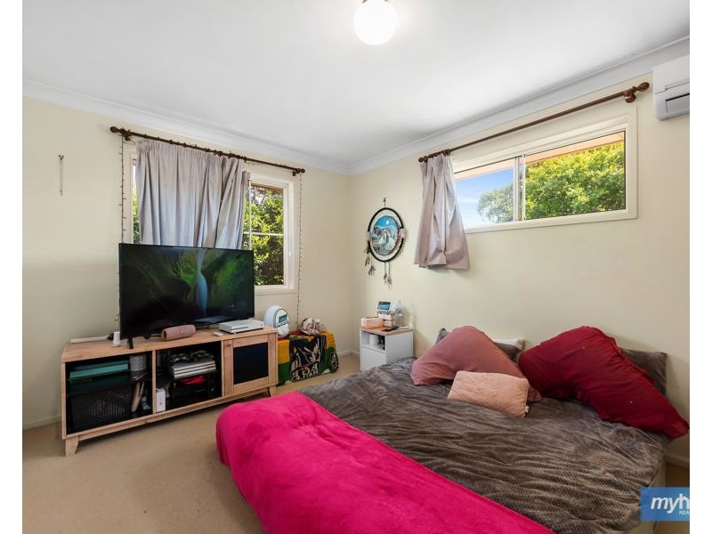 19 Macrossan Street, Cranley QLD 4350