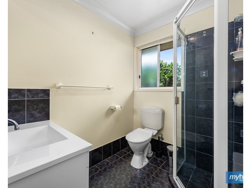 19 Macrossan Street, Cranley QLD 4350