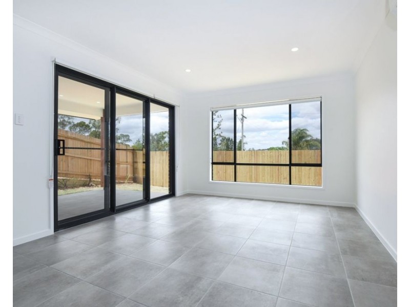 2/5 Shelby Street, Glenvale QLD 4350