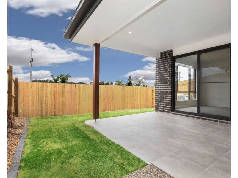 2/5 Shelby Street, Glenvale QLD 4350