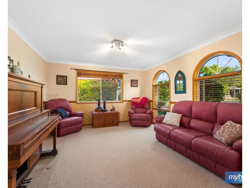 5 Gundry Court, Kearneys Spring QLD 4350