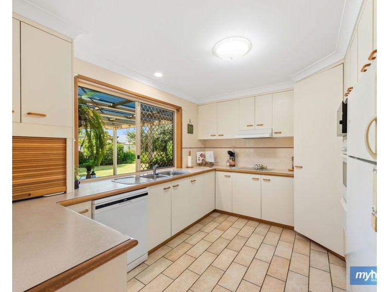 5 Gundry Court, Kearneys Spring QLD 4350
